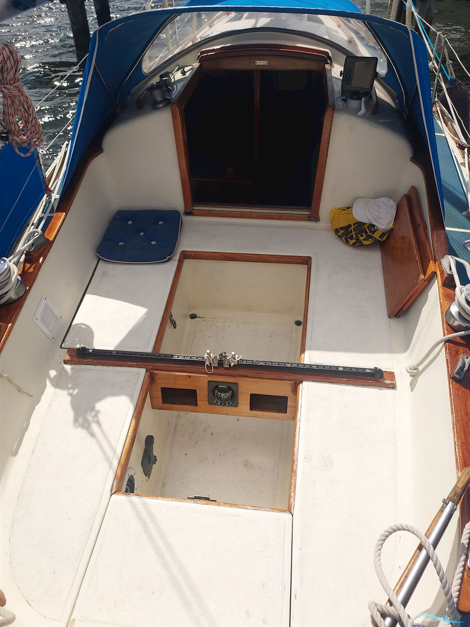 Hallberg Rassy Mistrees 32