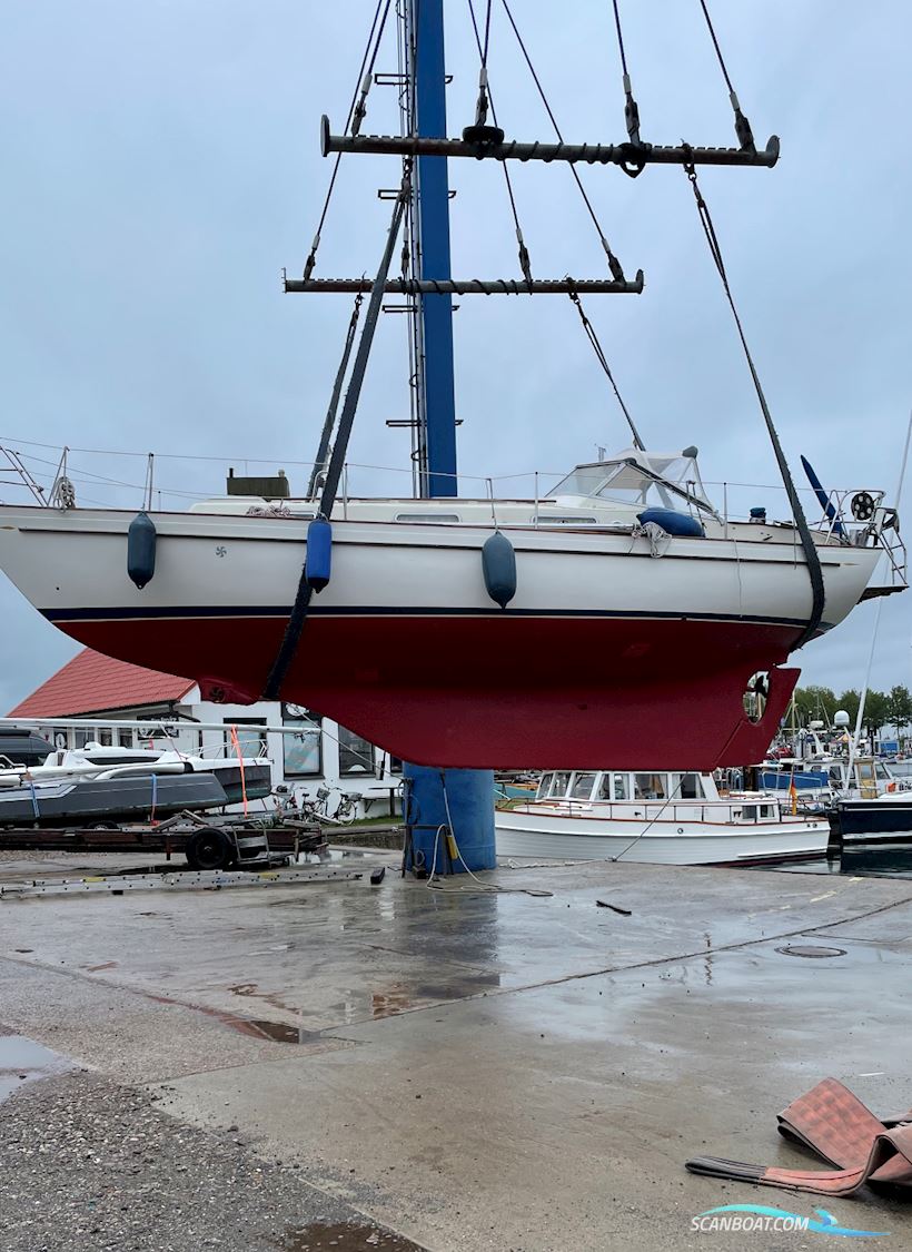 Hallberg Rassy Monsun 31