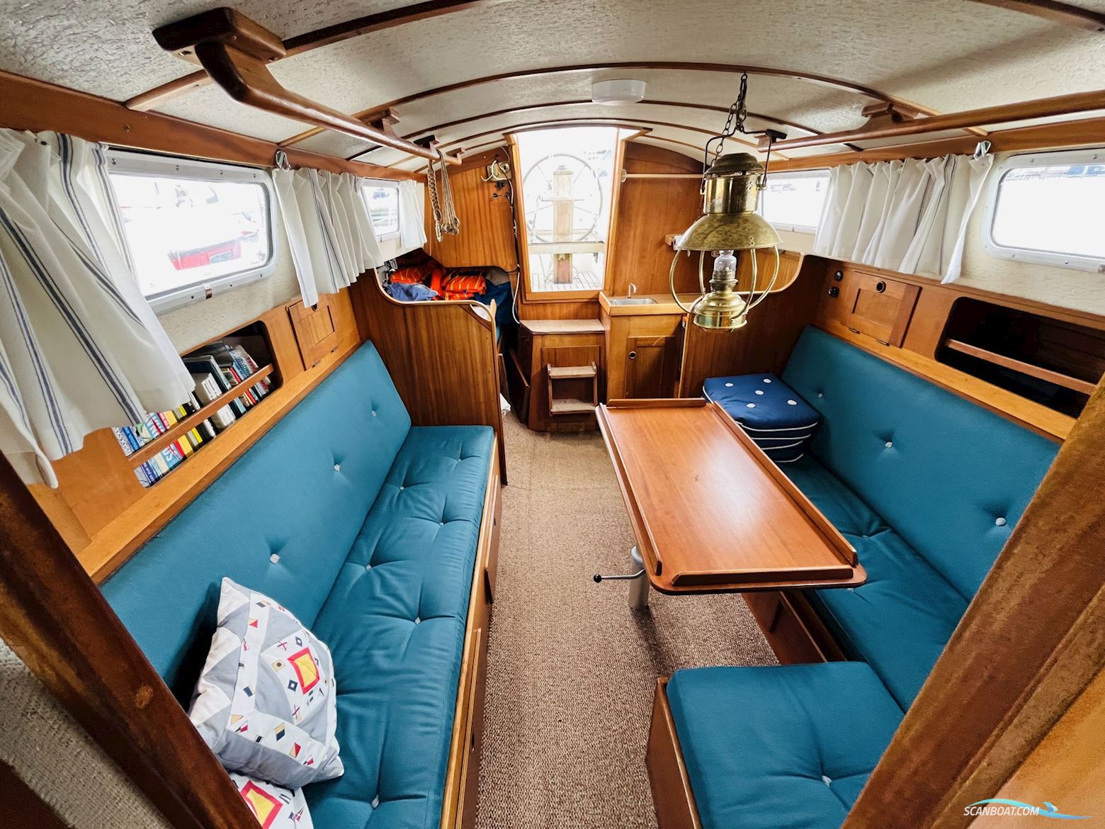 Hallberg-Rassy Monsun 31