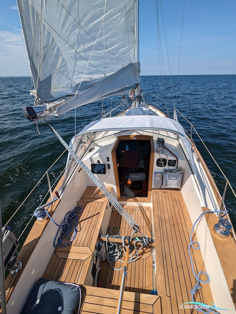 Hallberg-Rassy Monsun 31