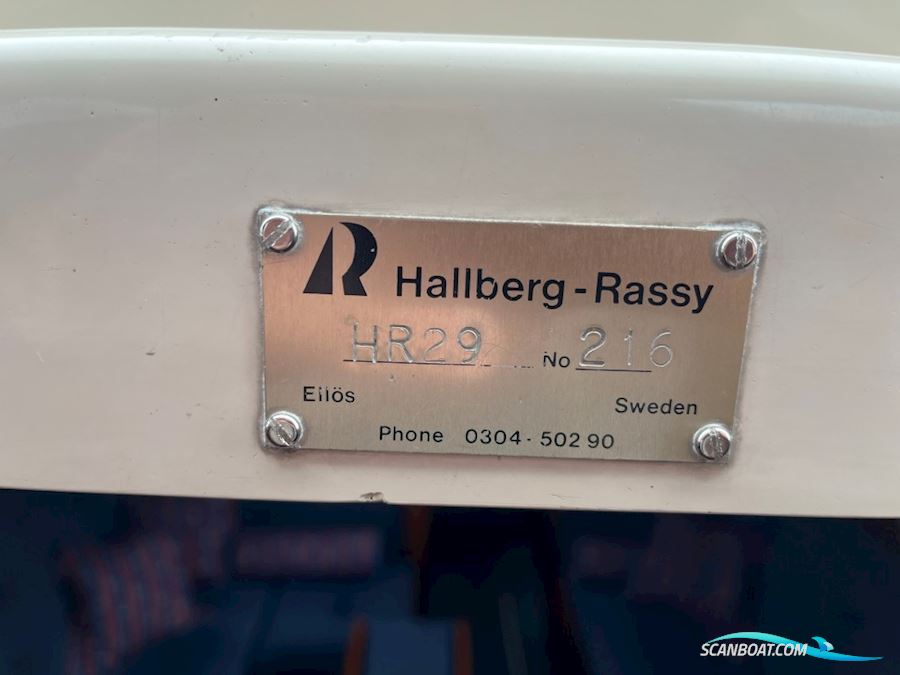 Hallerg Rassy 29