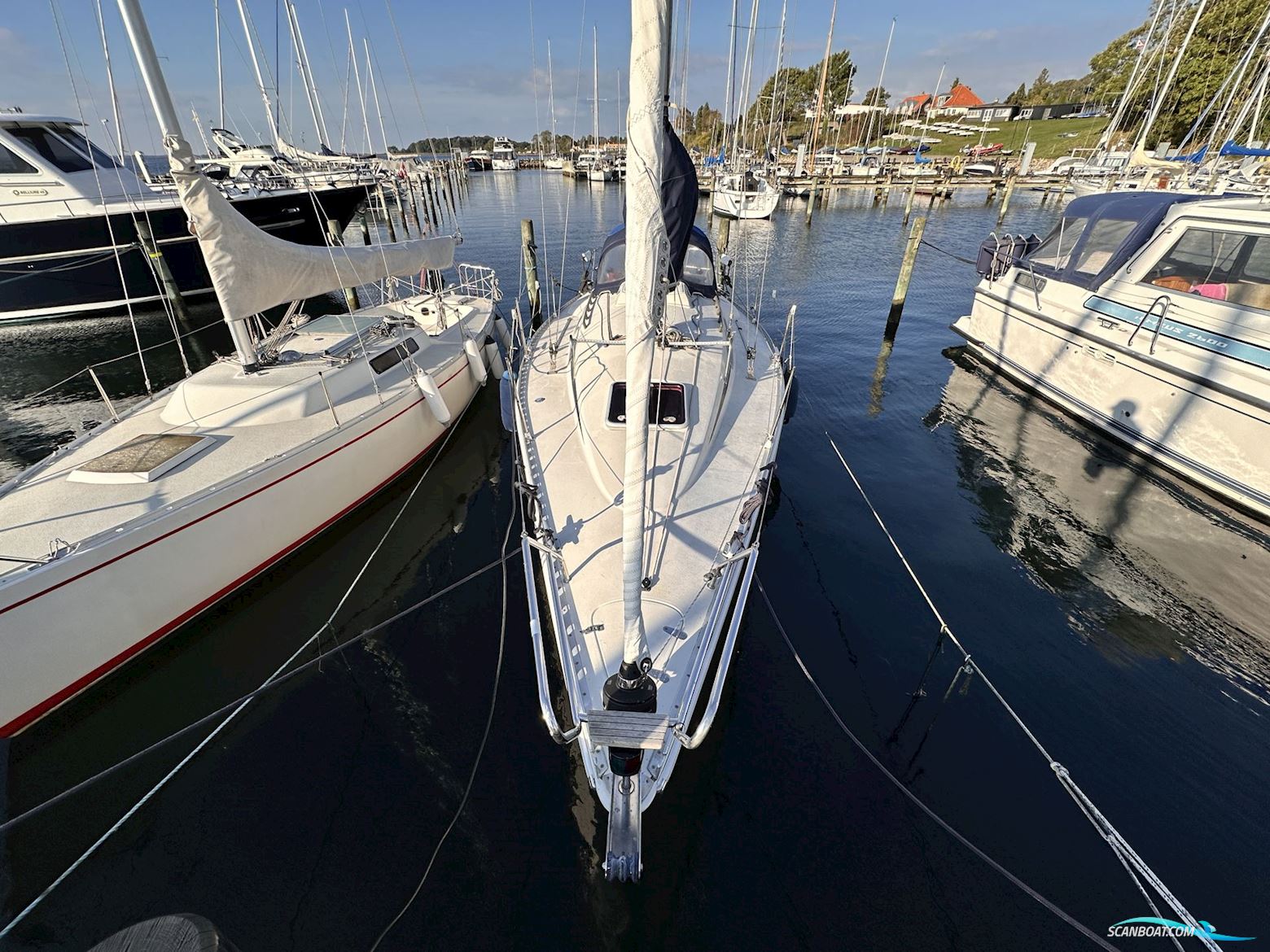 Hanse 300