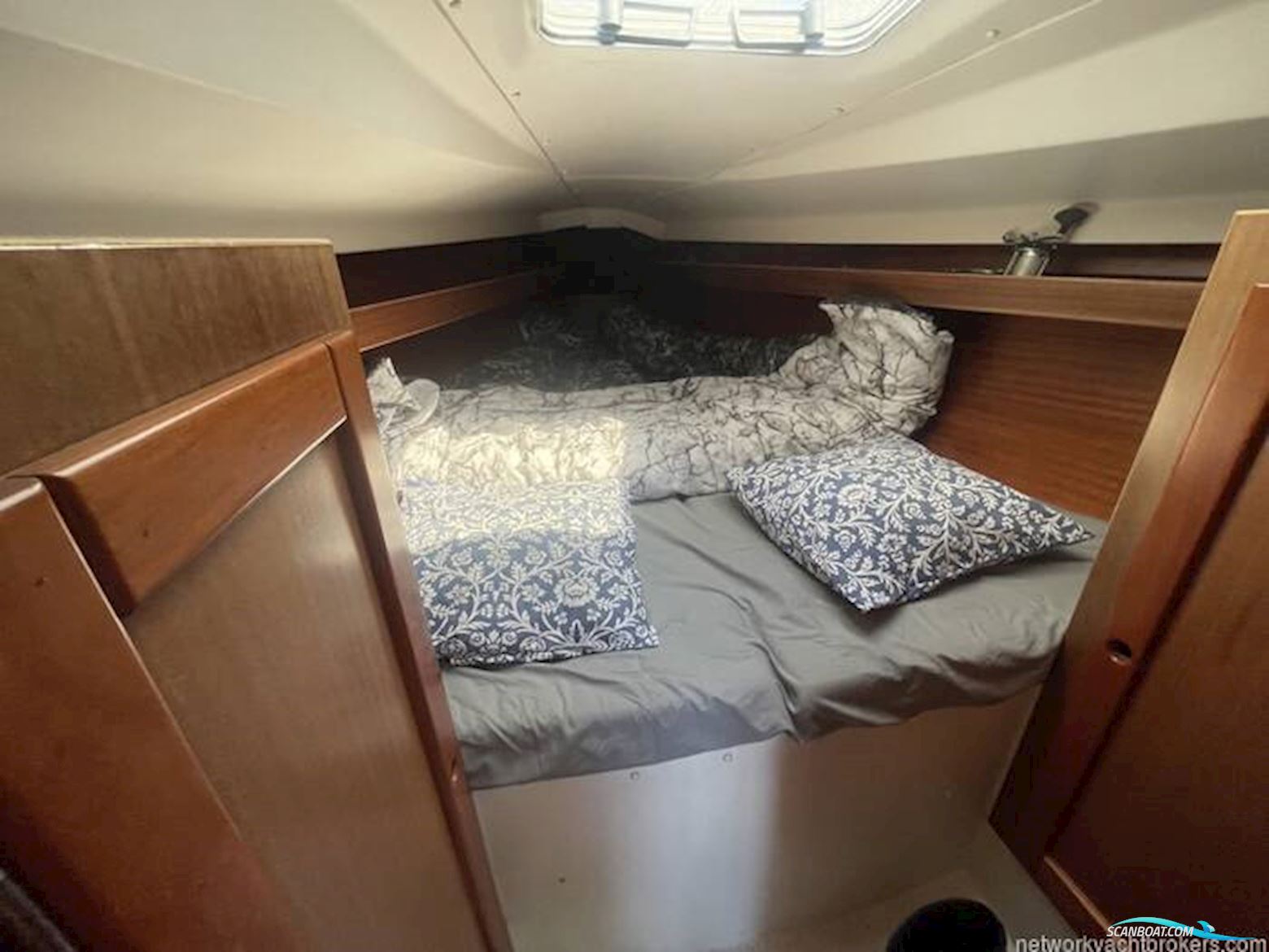 Hanse 301