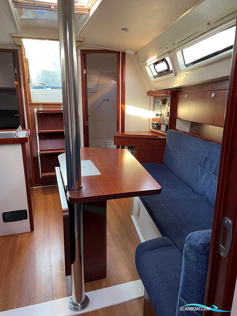 Hanse 320