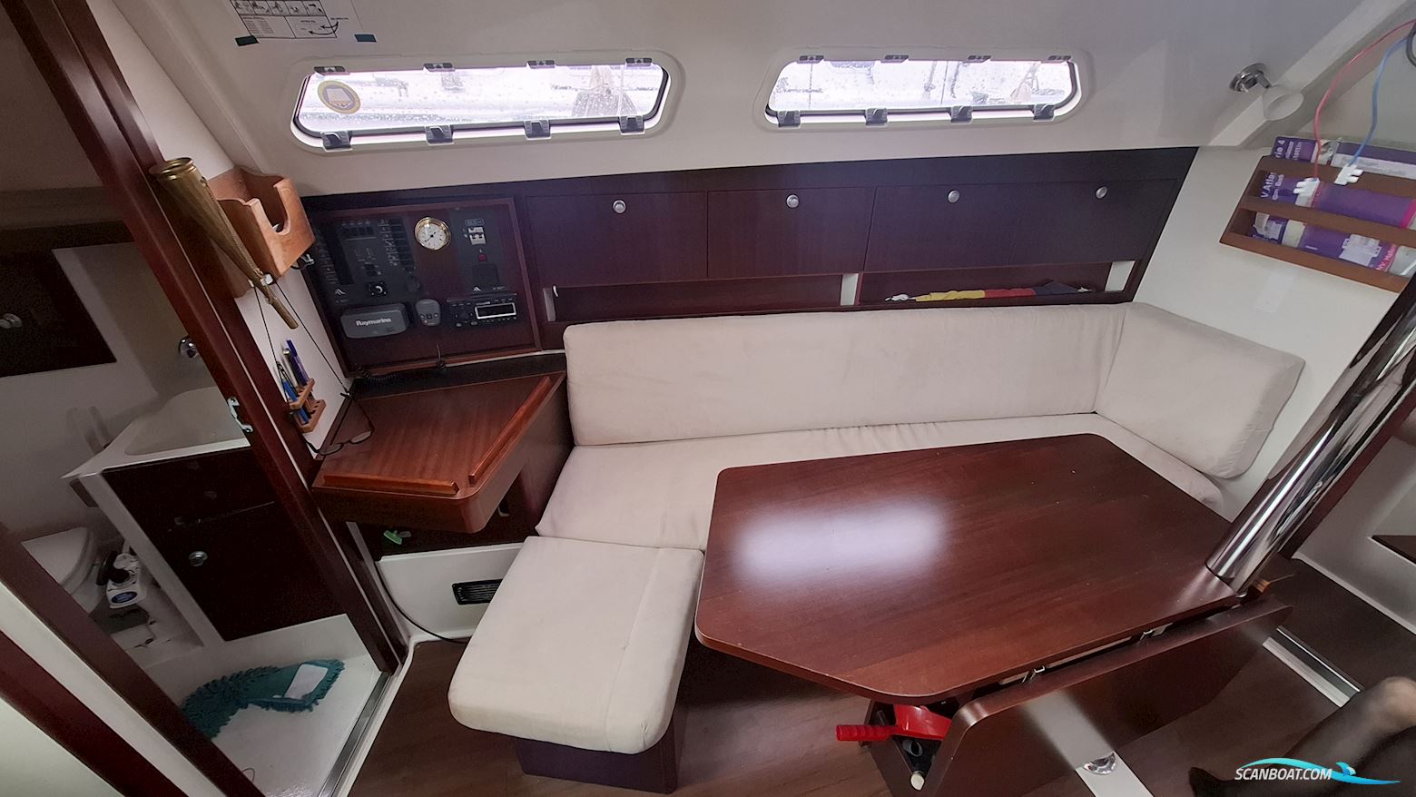 Hanse 320