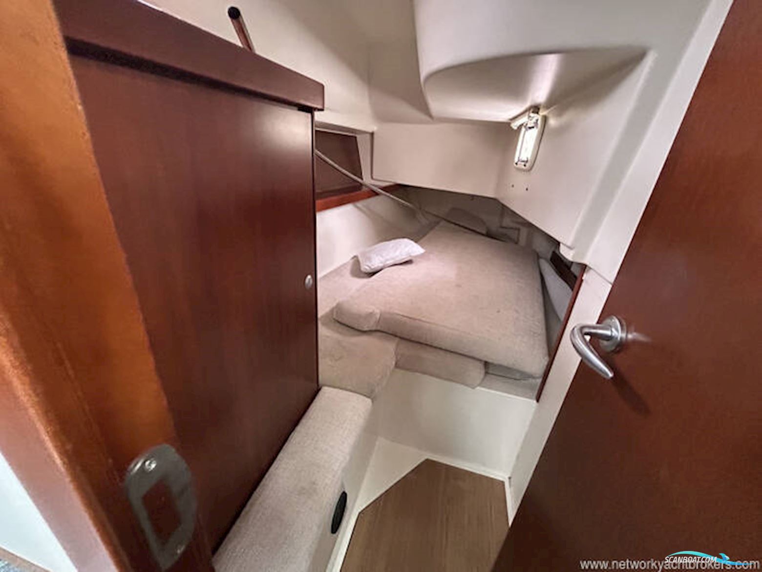 Hanse 320