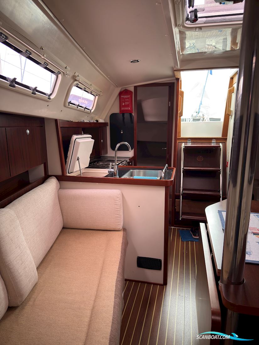 Hanse 320
