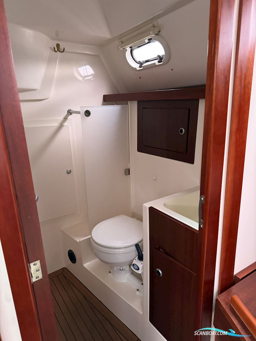 Hanse 320