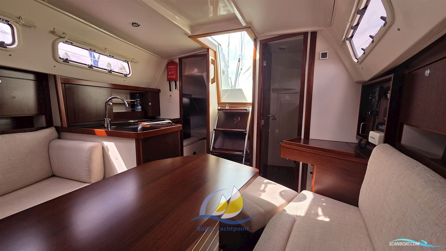 Hanse 320