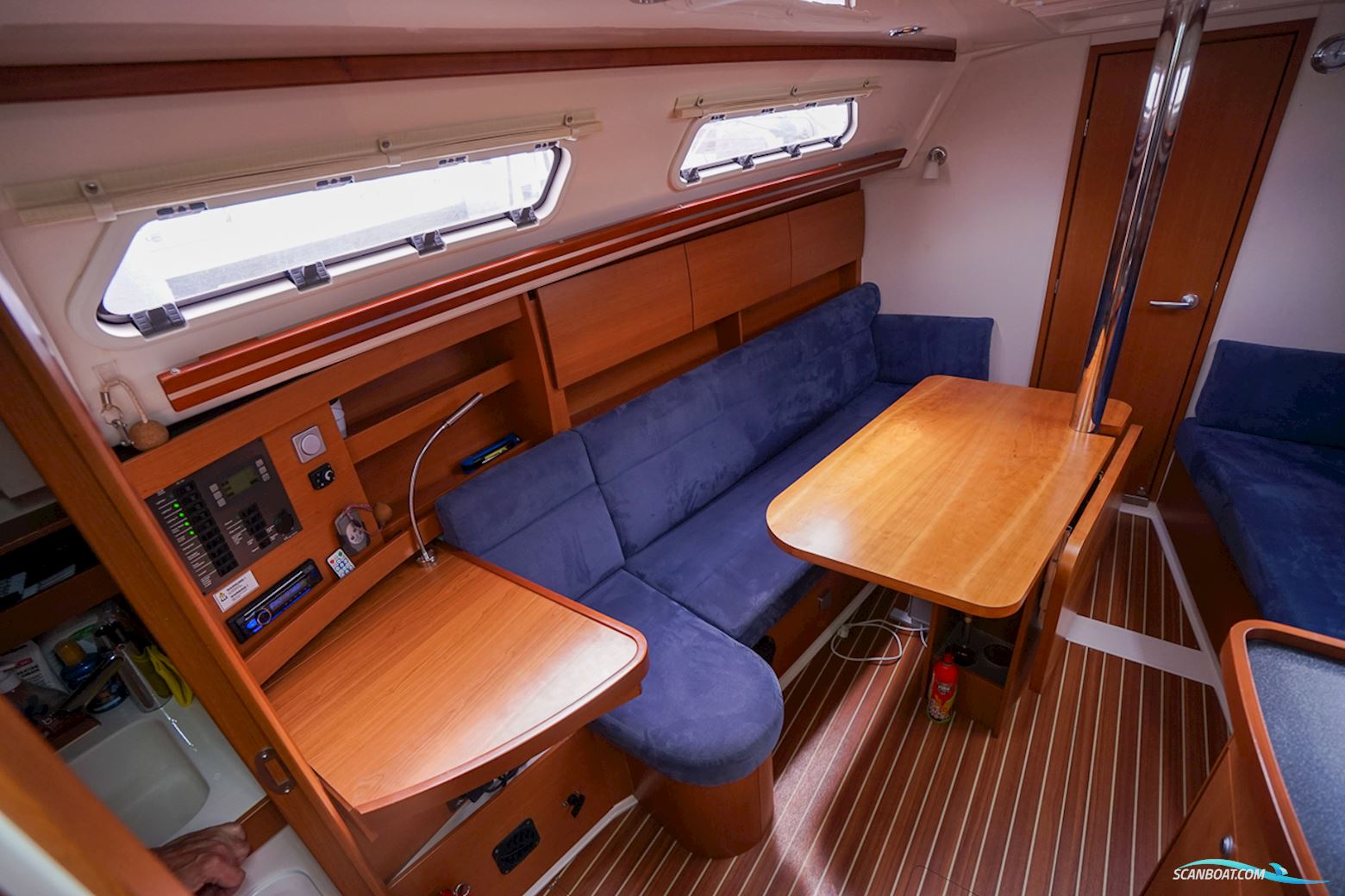 Hanse 325