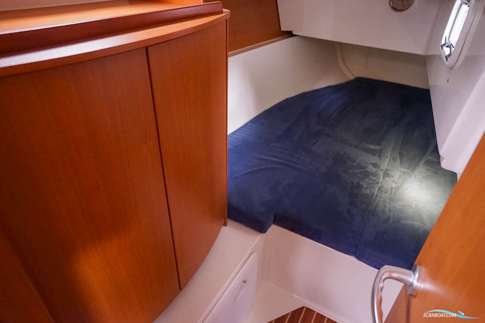 Hanse 325