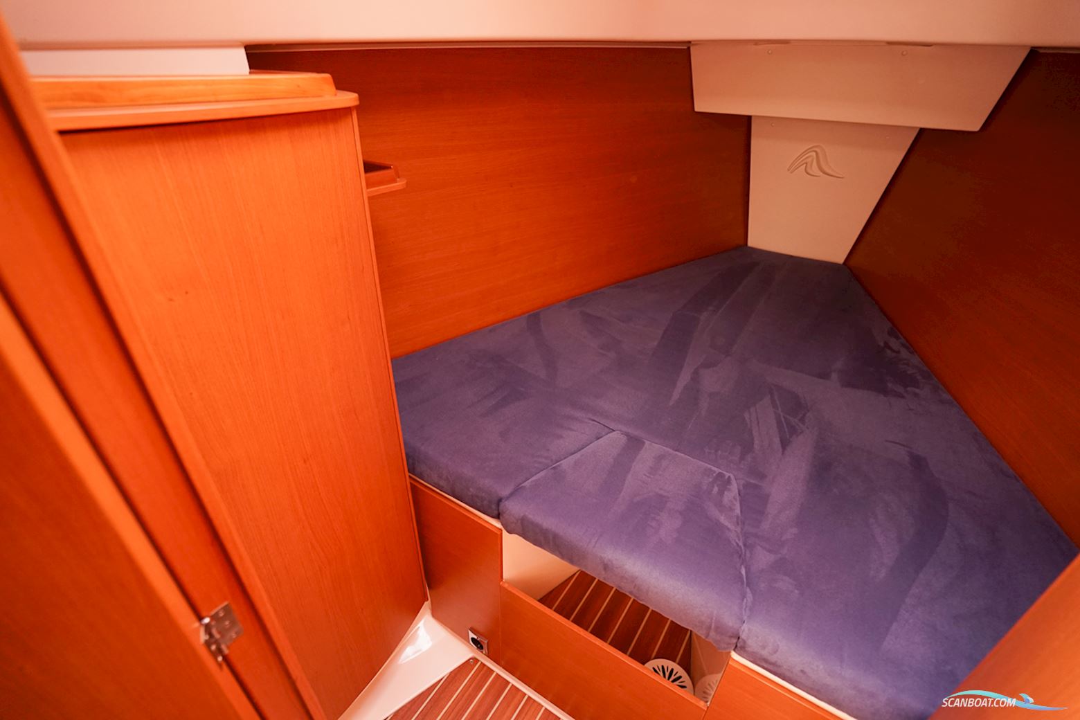 Hanse 325