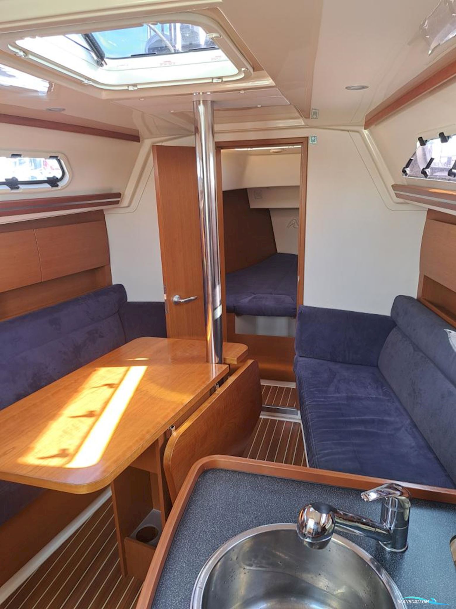 Hanse 325