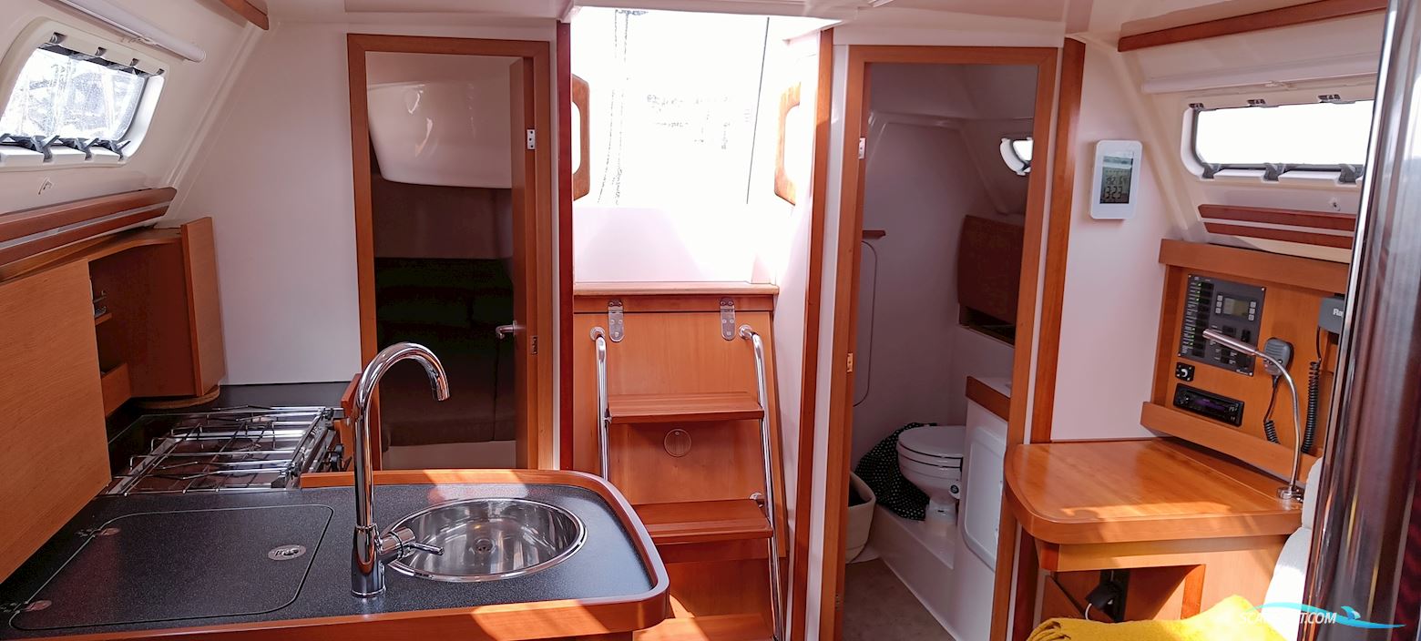 Hanse 325