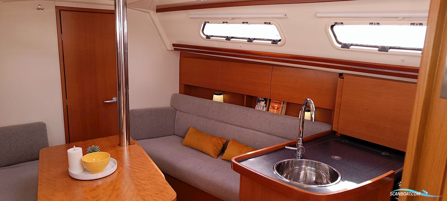 Hanse 325