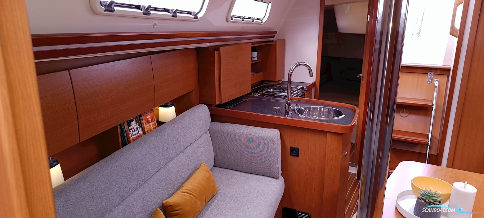 Hanse 325