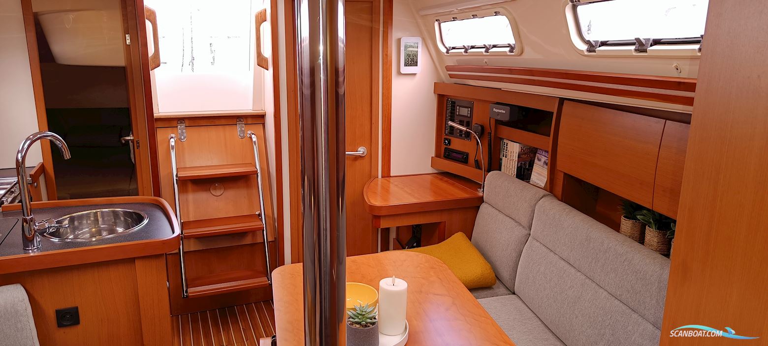Hanse 325