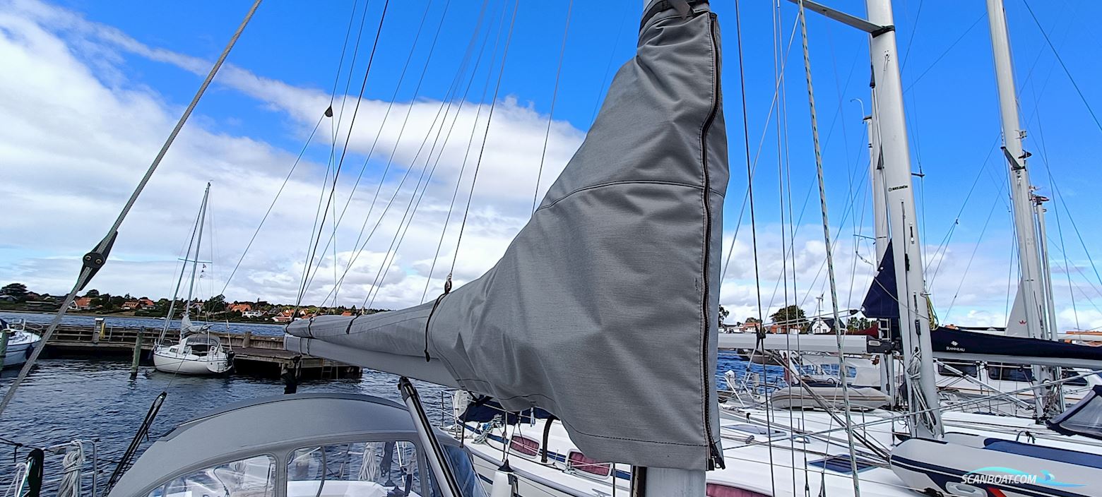 Hanse 325