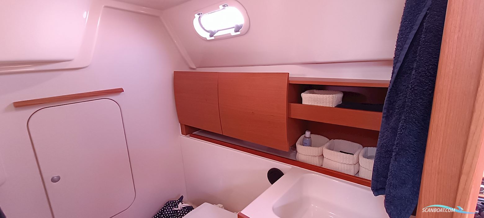 Hanse 325