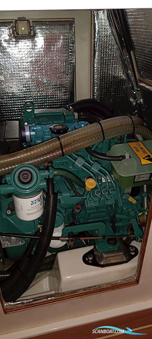 Hanse 325