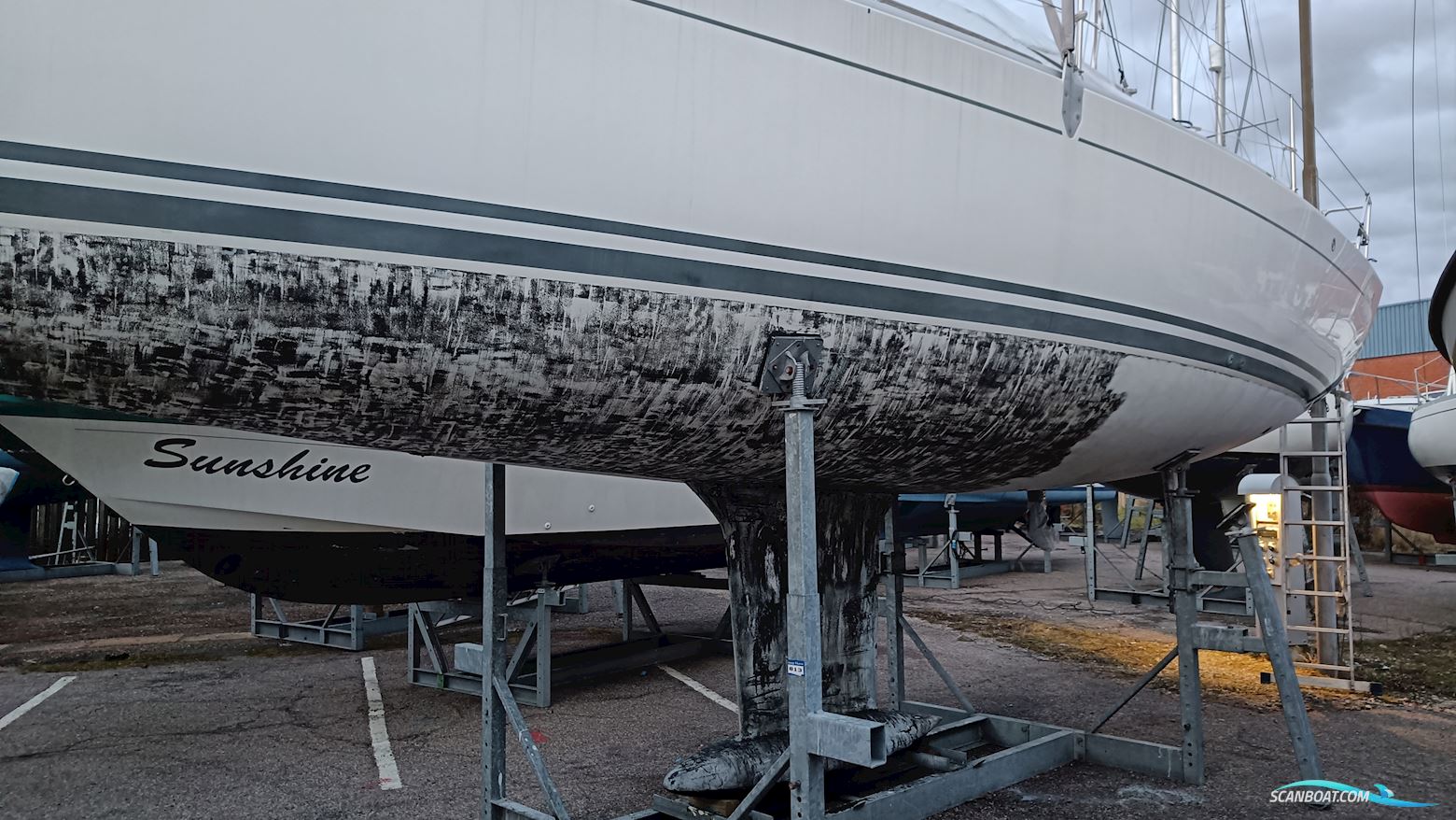 Hanse 325