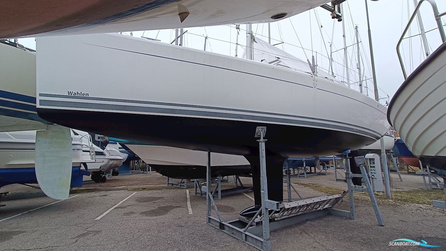 Hanse 325