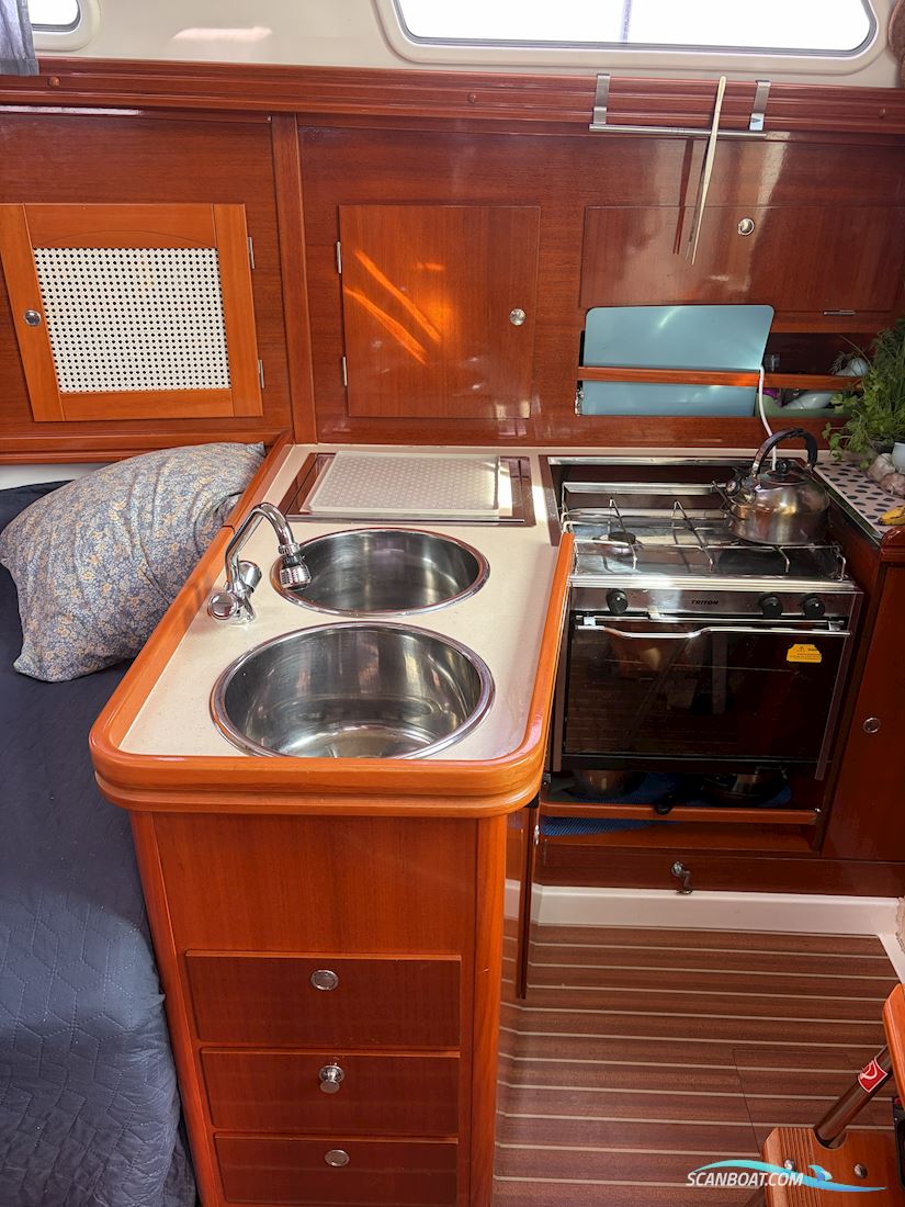 Hanse 341