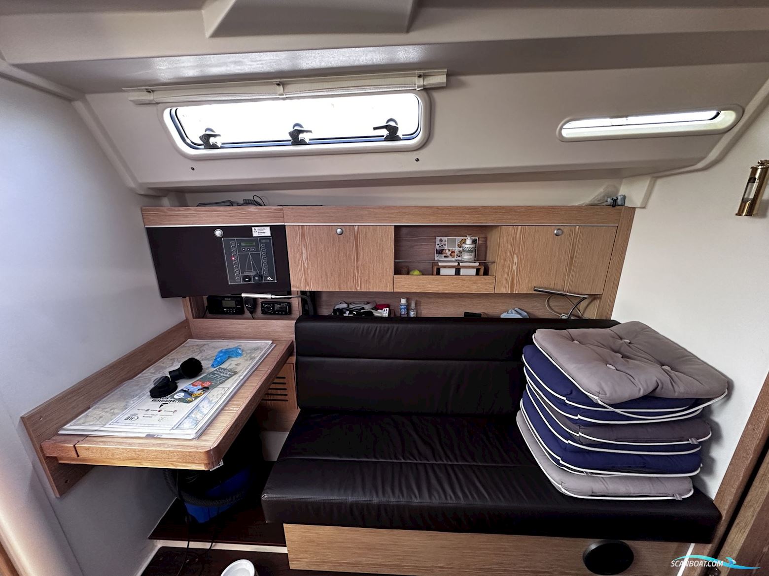 Hanse 345