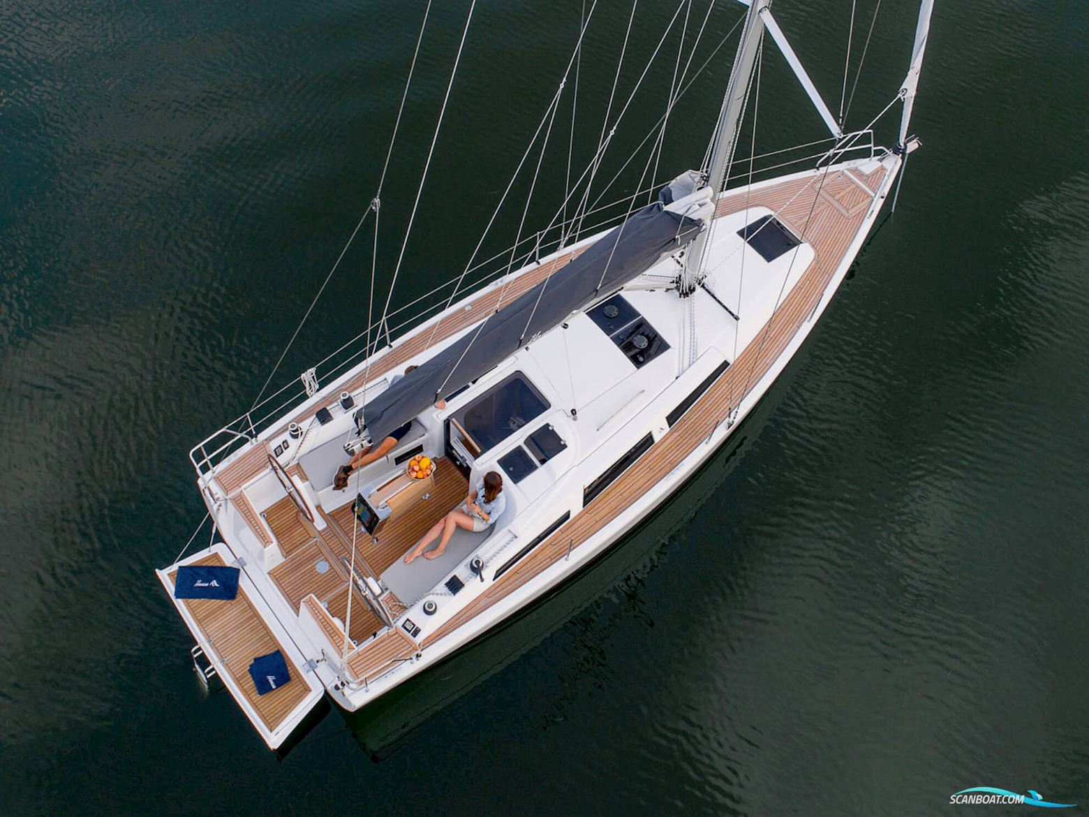 Hanse 348
