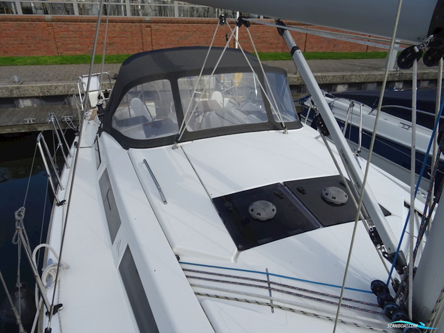Hanse 348