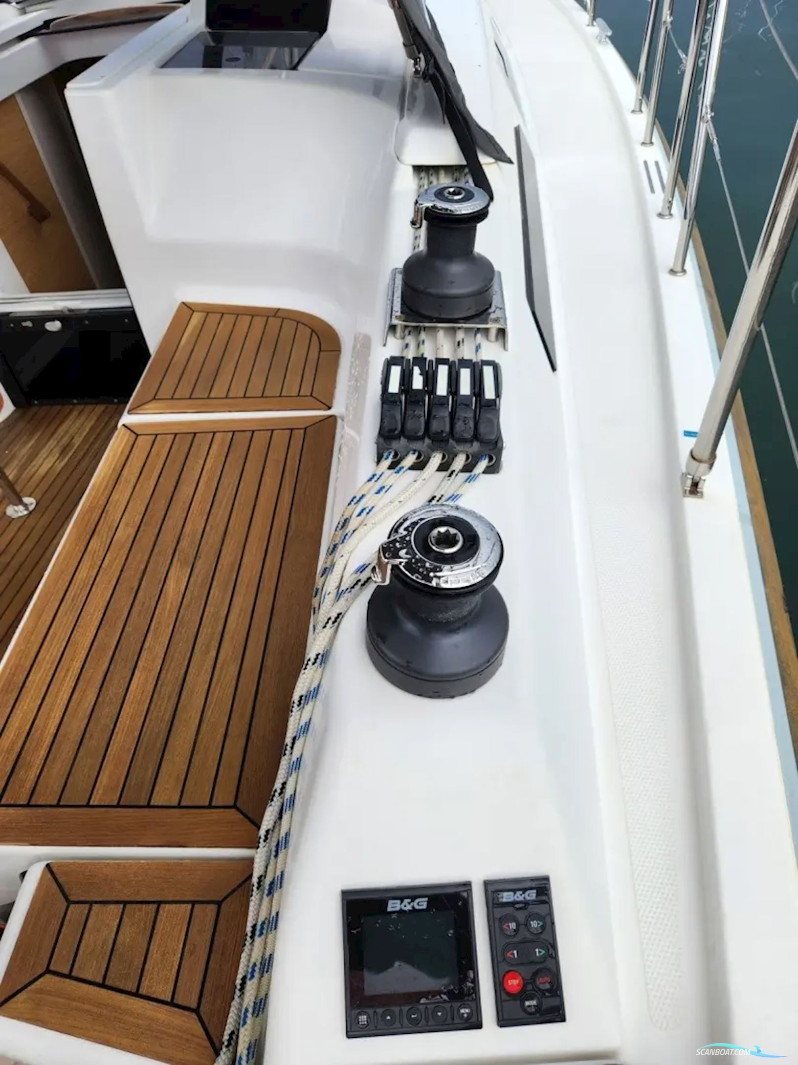 Hanse 348