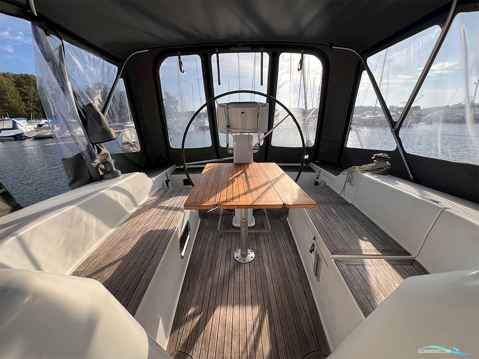 Hanse 350