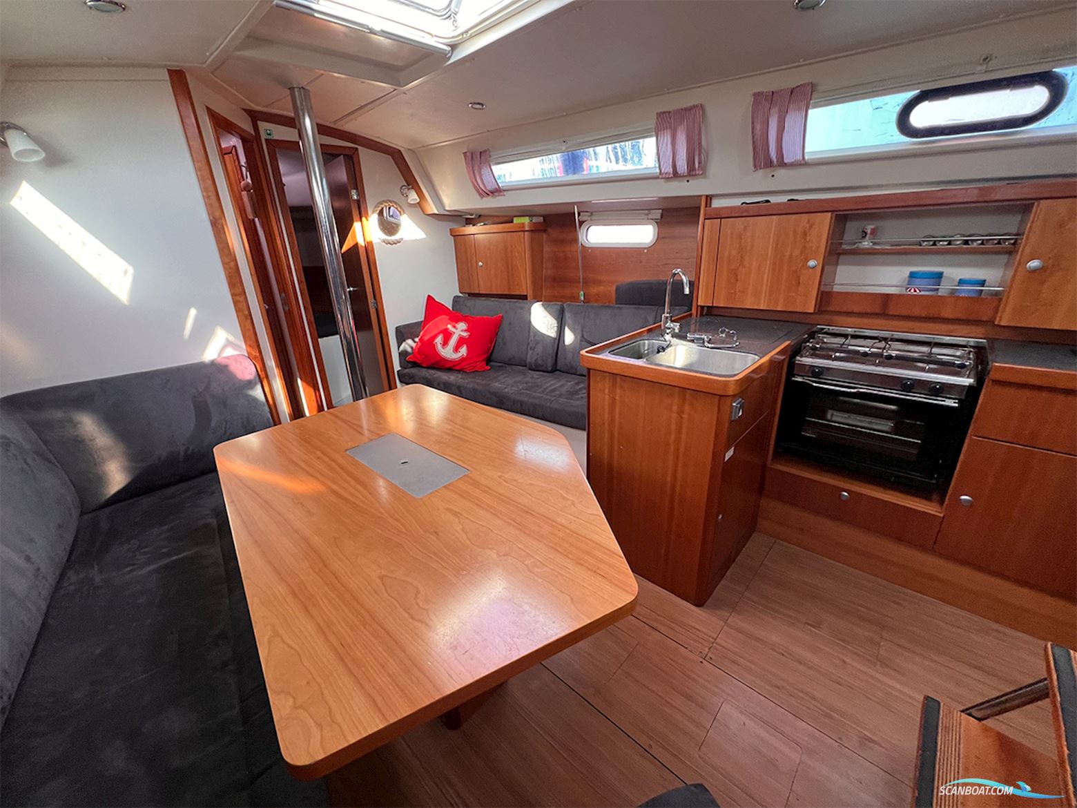 Hanse 350