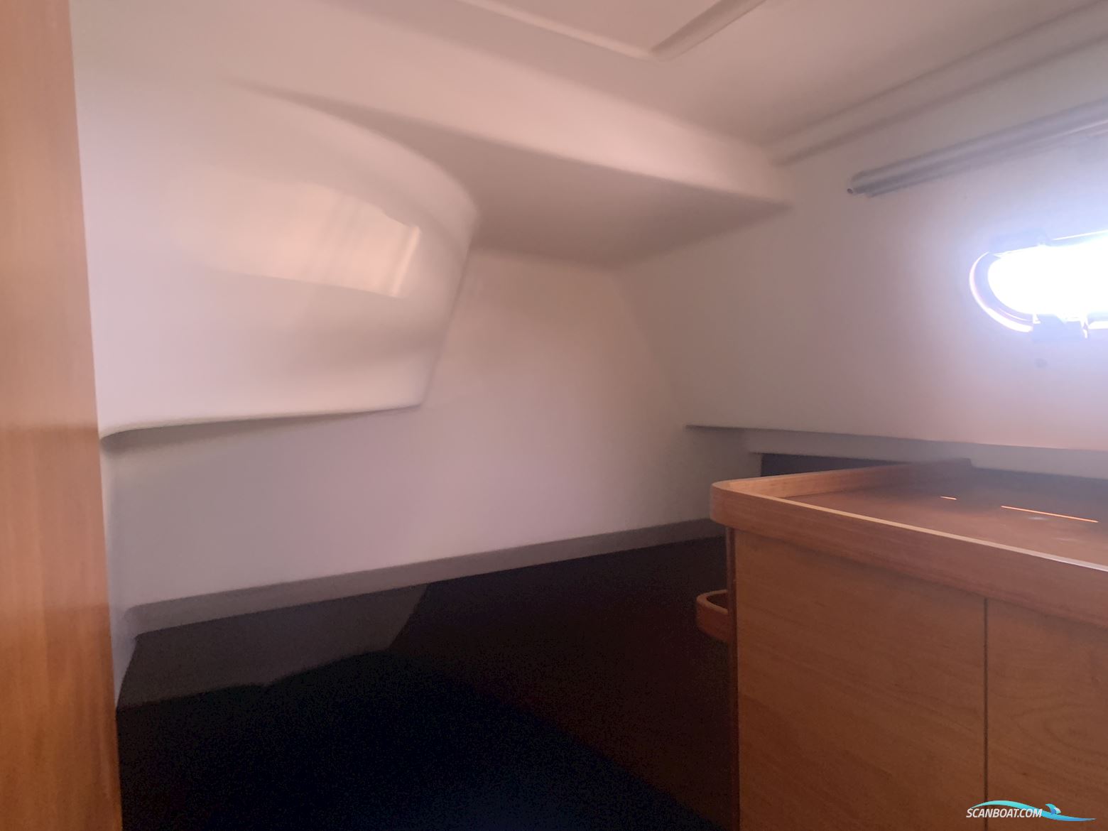 Hanse 370