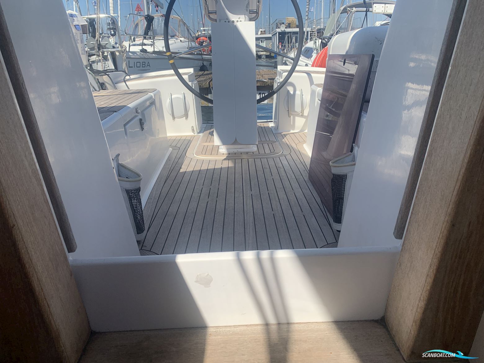 Hanse 370