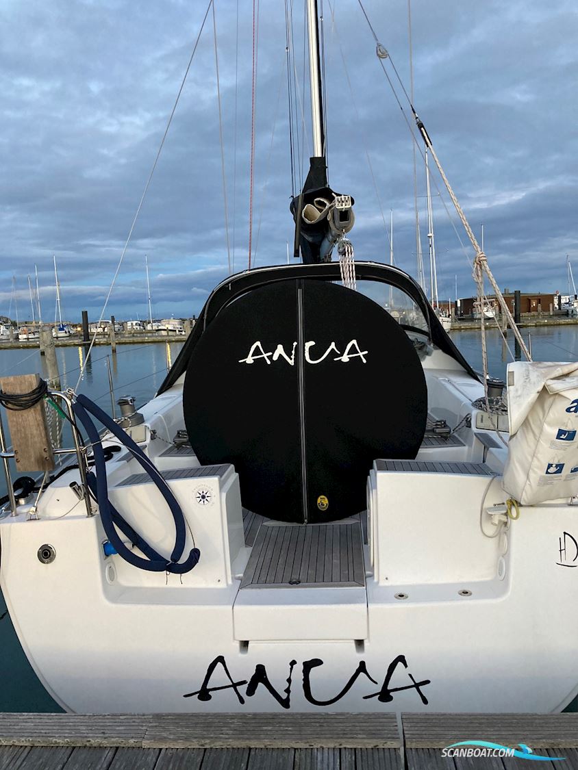 Hanse 370
