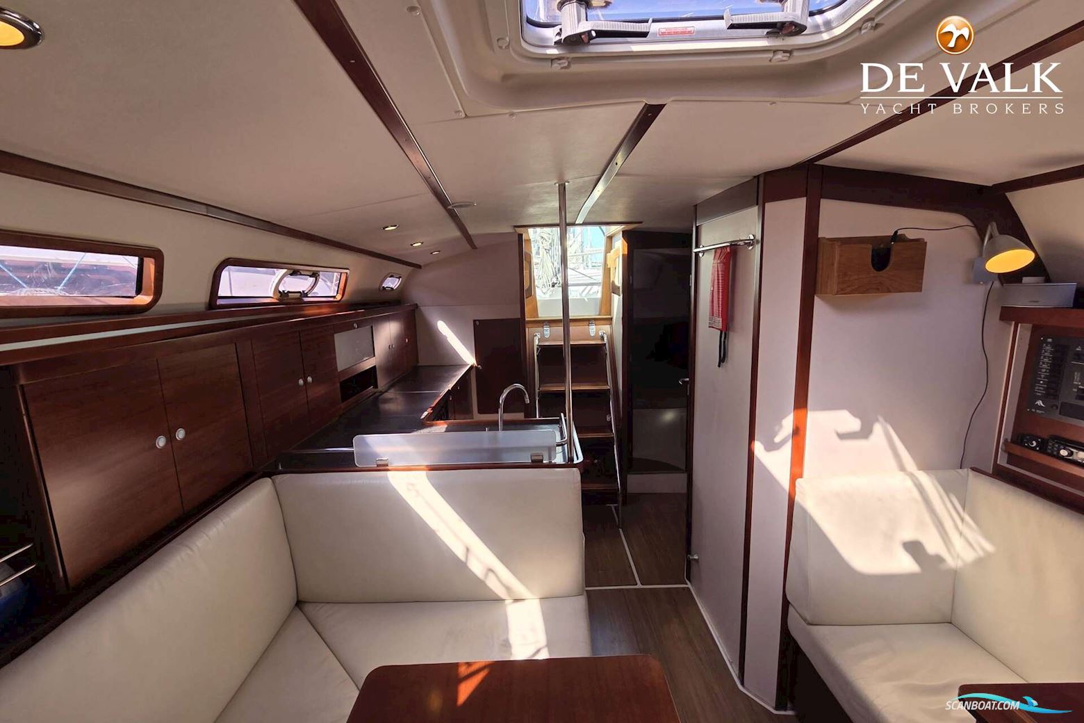 Hanse 370