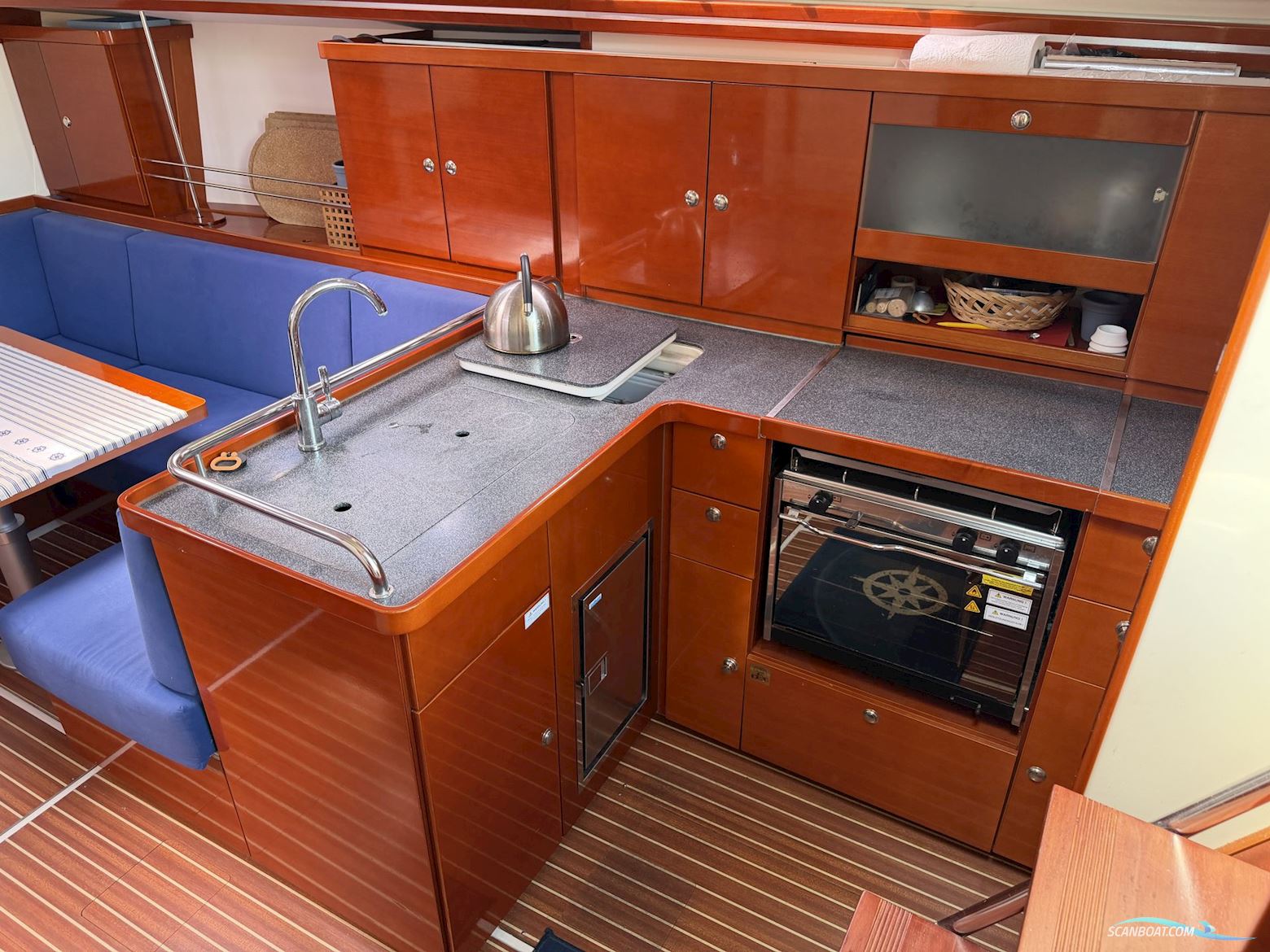 Hanse 370e