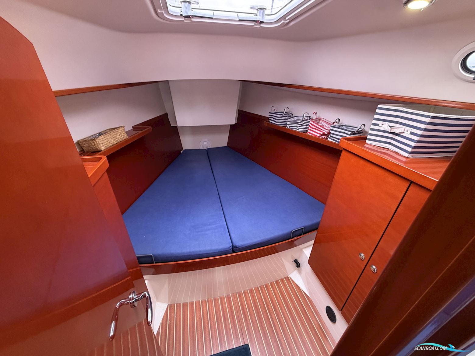 Hanse 370e