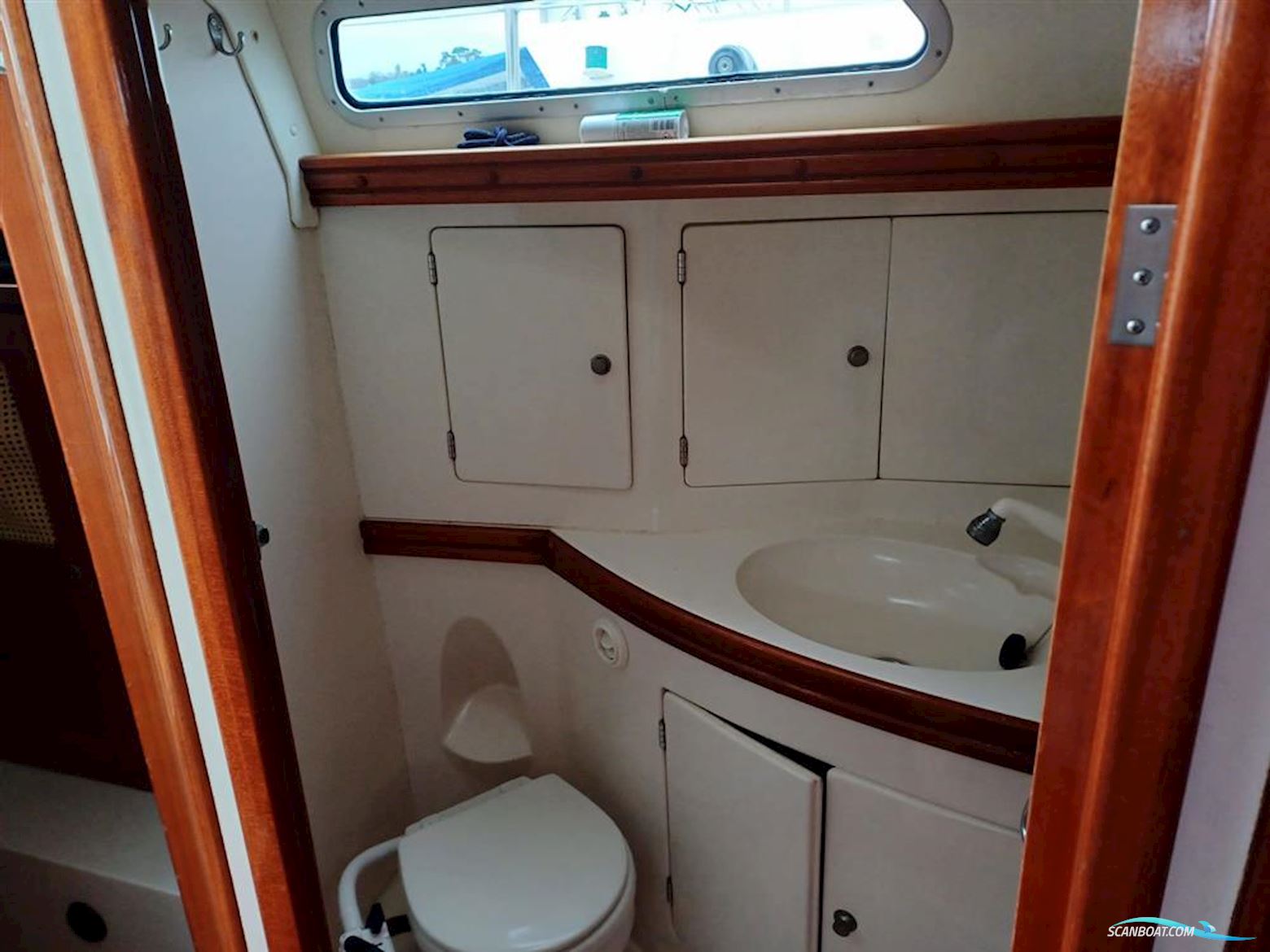 Hanse 371
