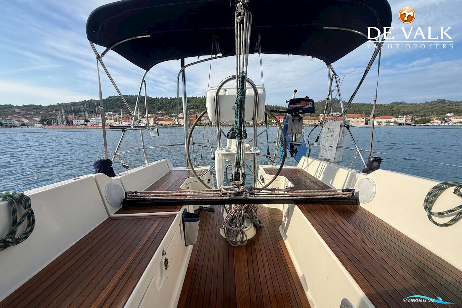 Hanse 371