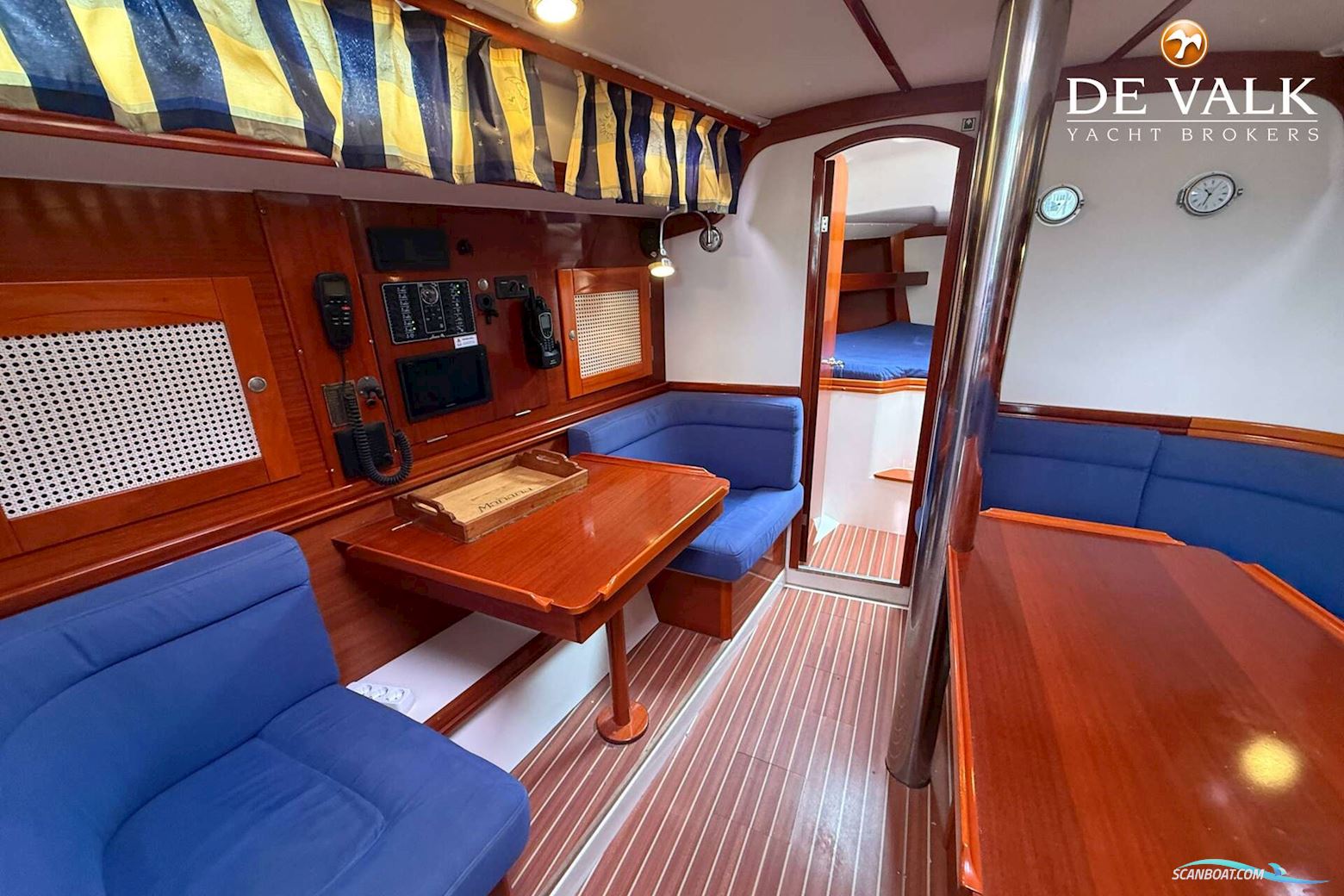 Hanse 371