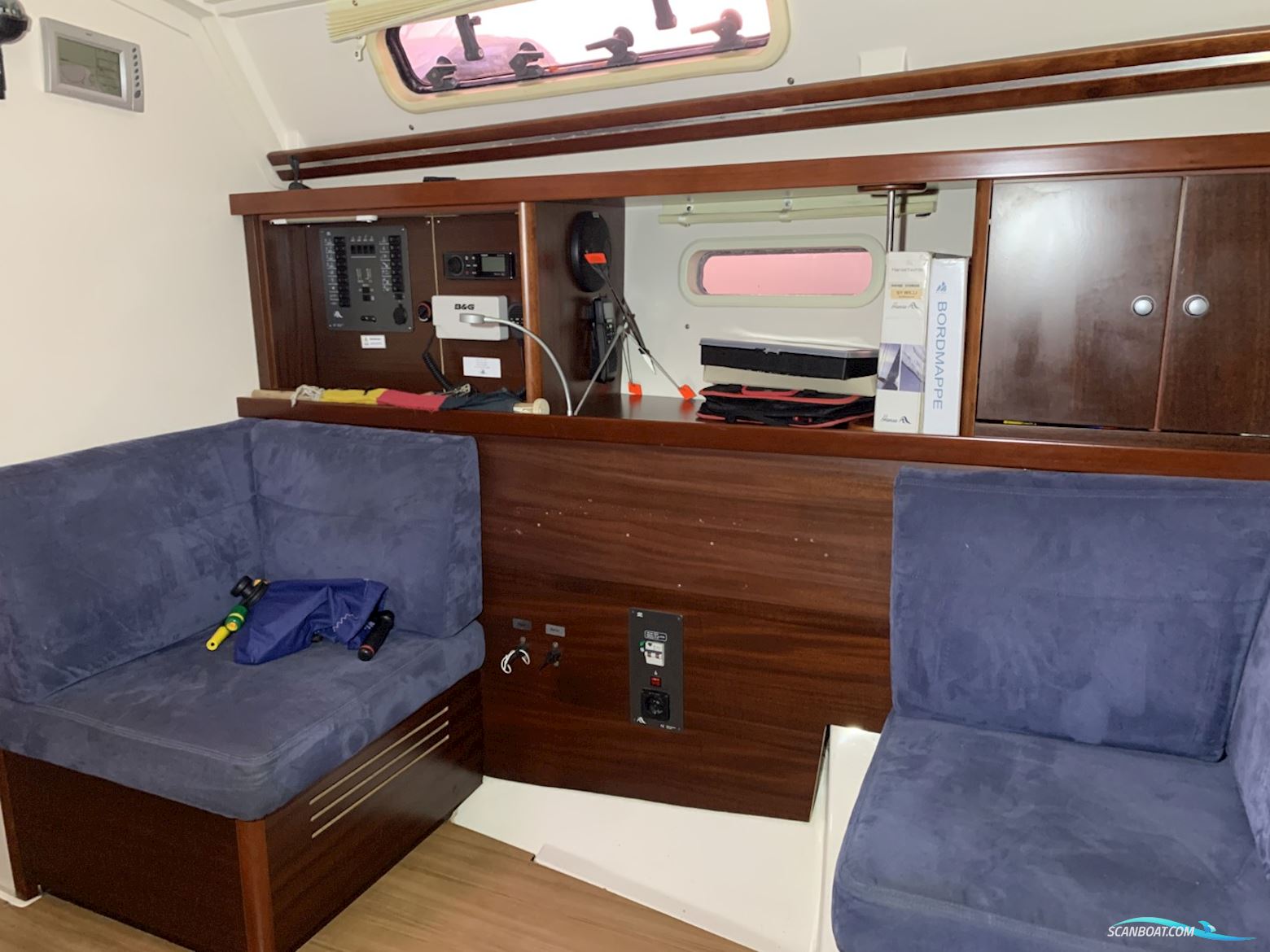 Hanse 375