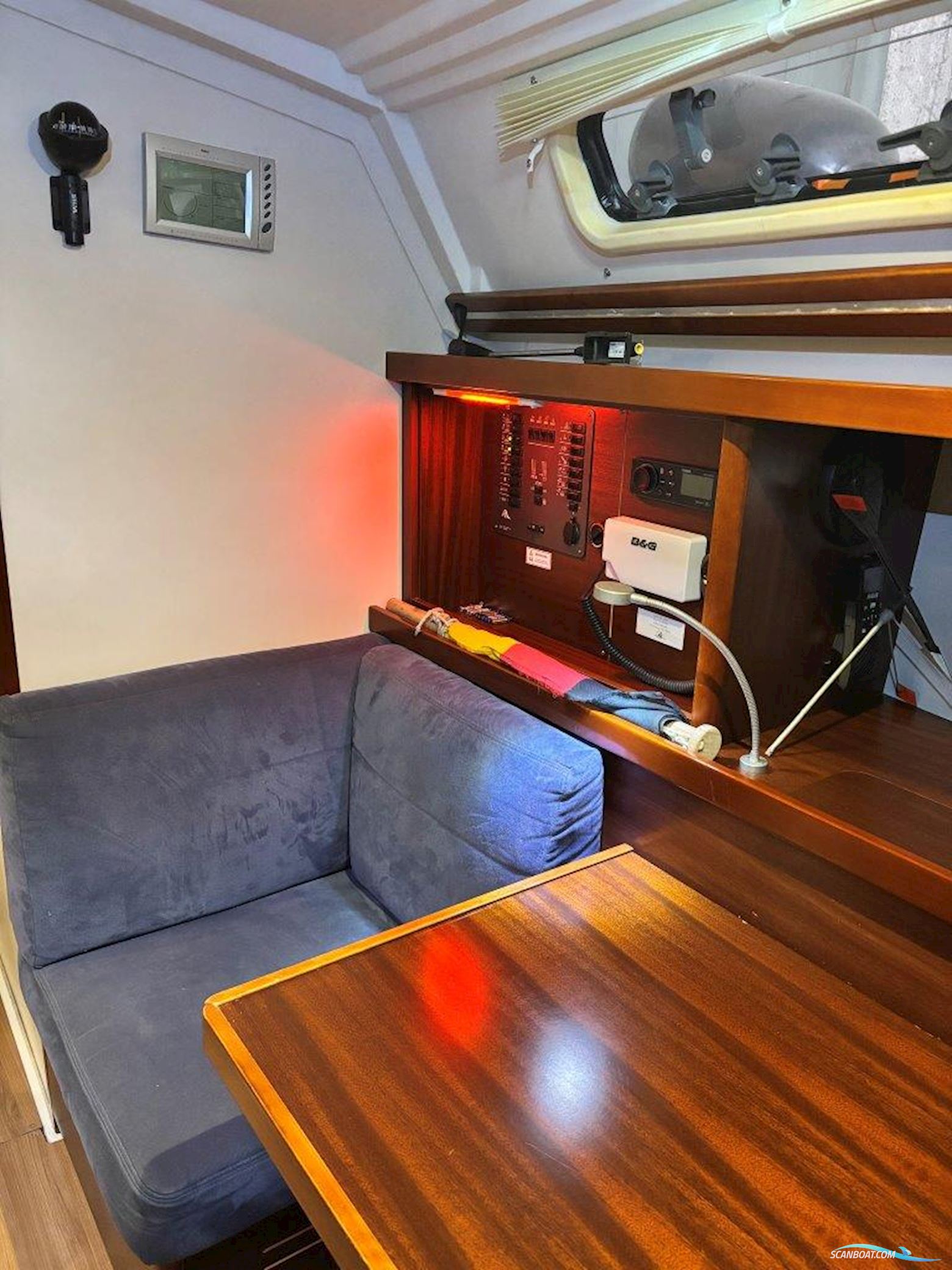 Hanse 375
