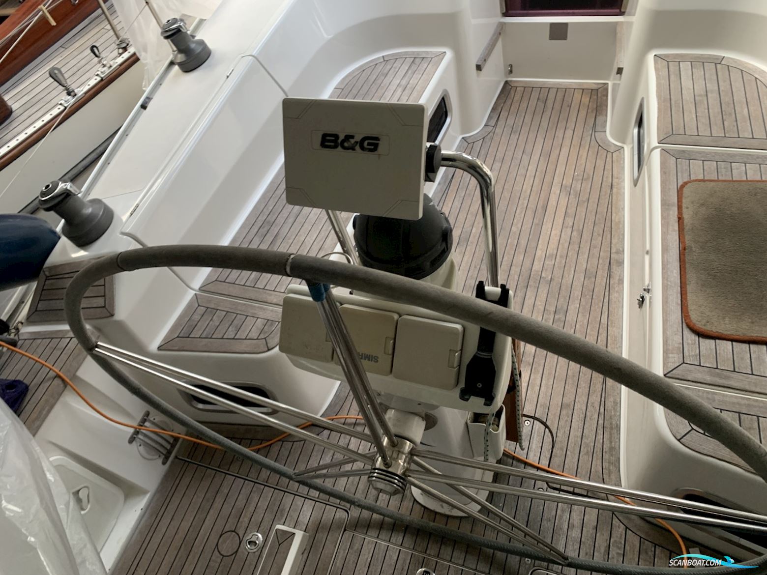 Hanse 375