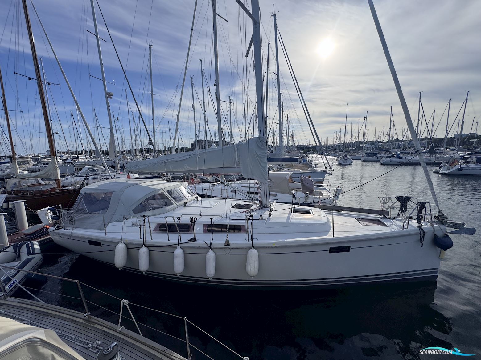 Hanse 385