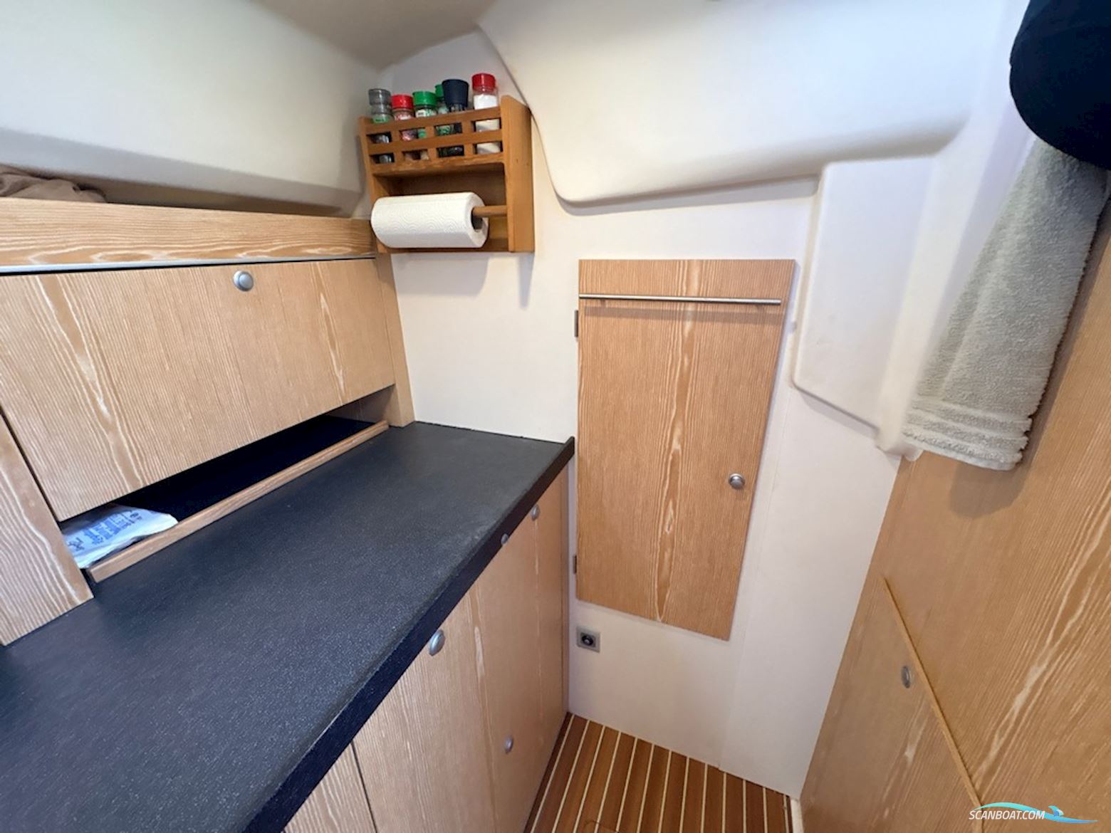 Hanse 385