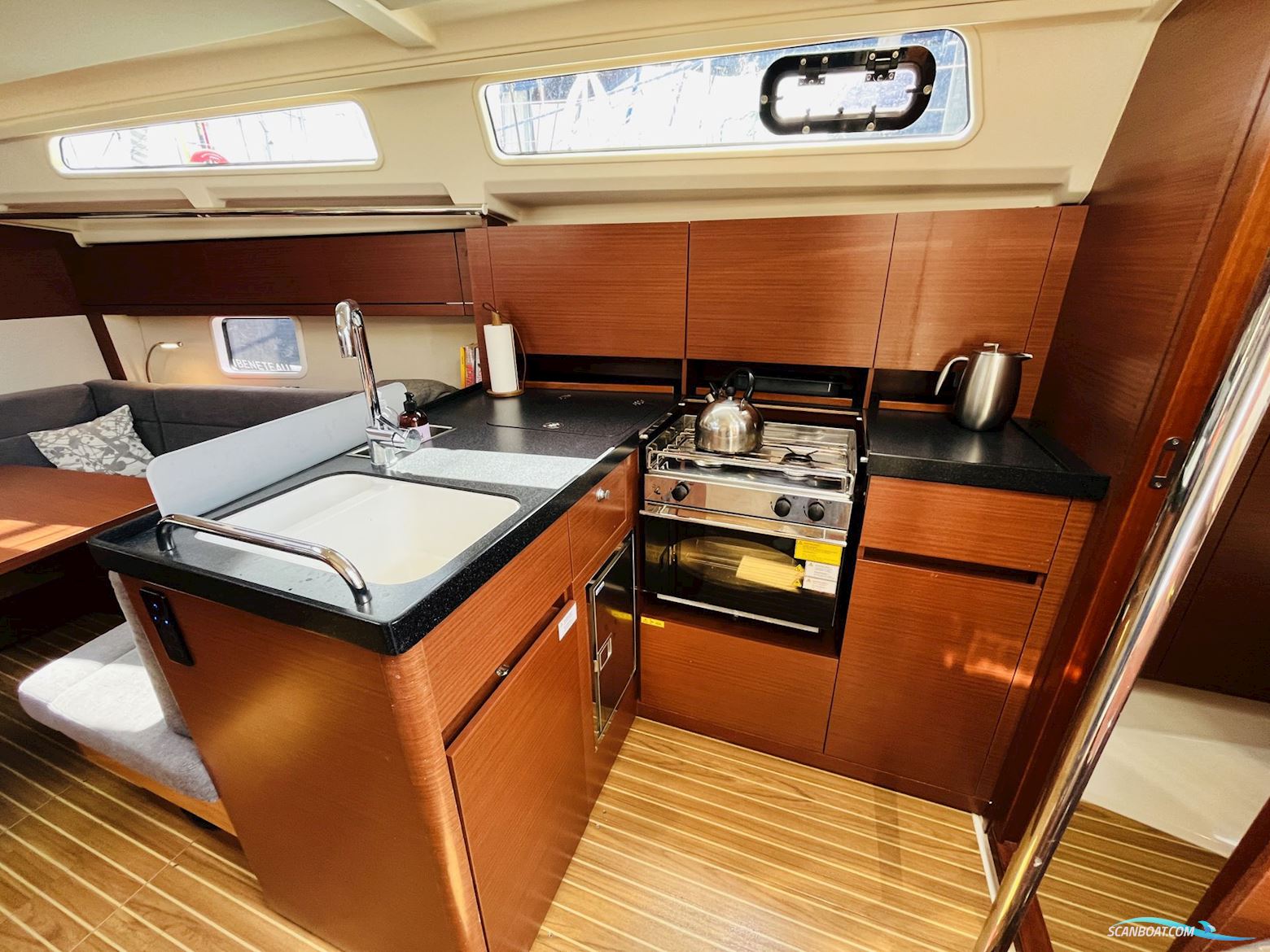 Hanse 388