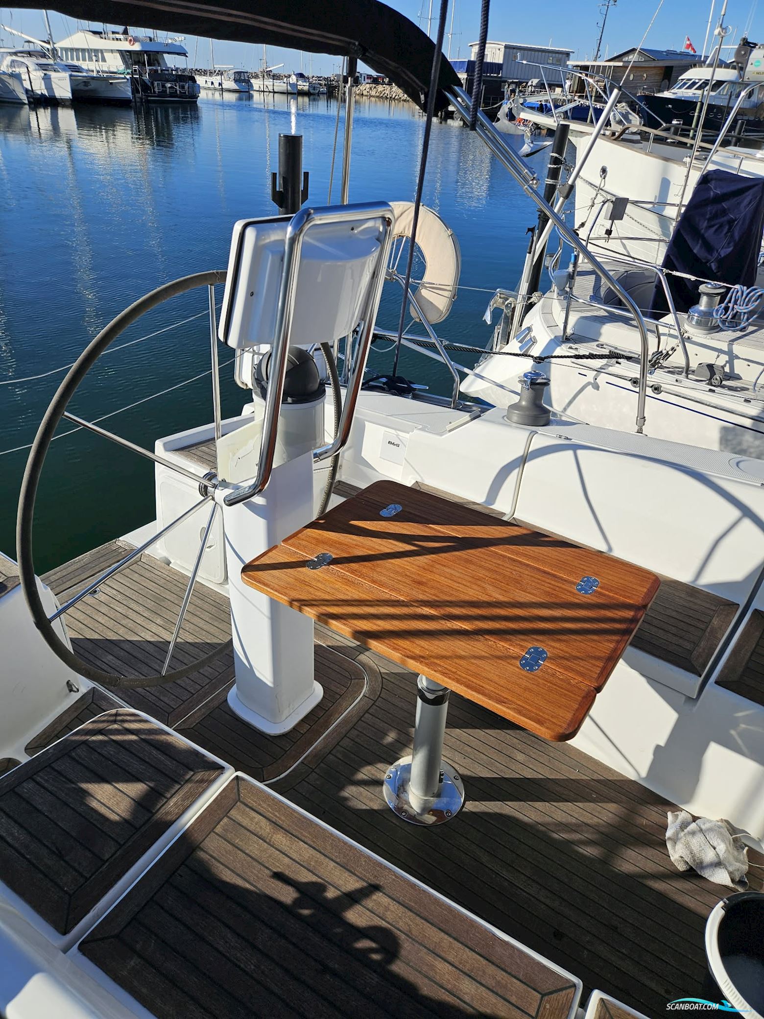 Hanse 400