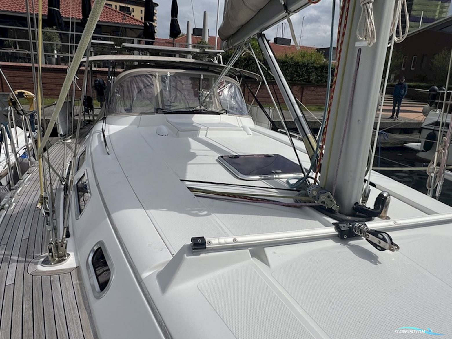 Hanse 400